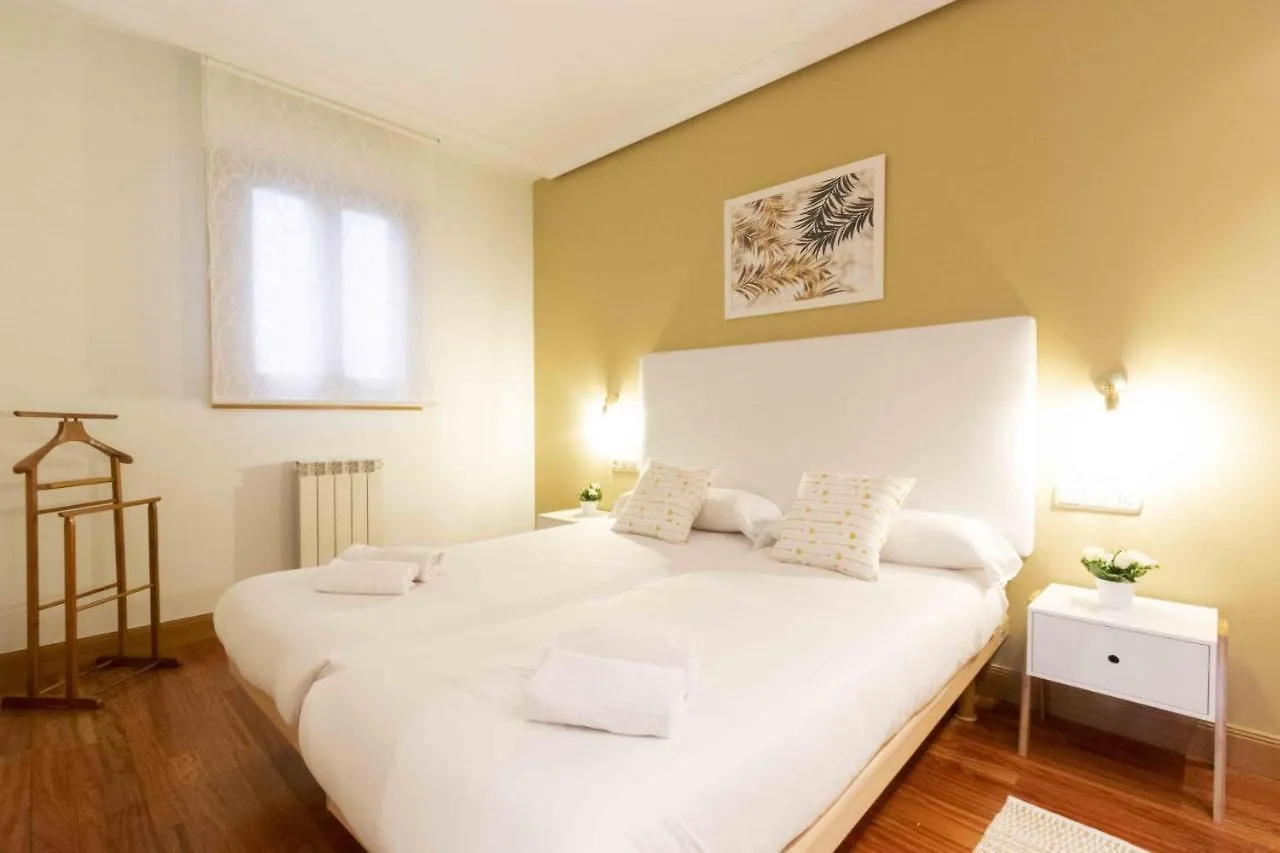 Aire De La Concha - The Rentals Collection San Sebastian Apartment