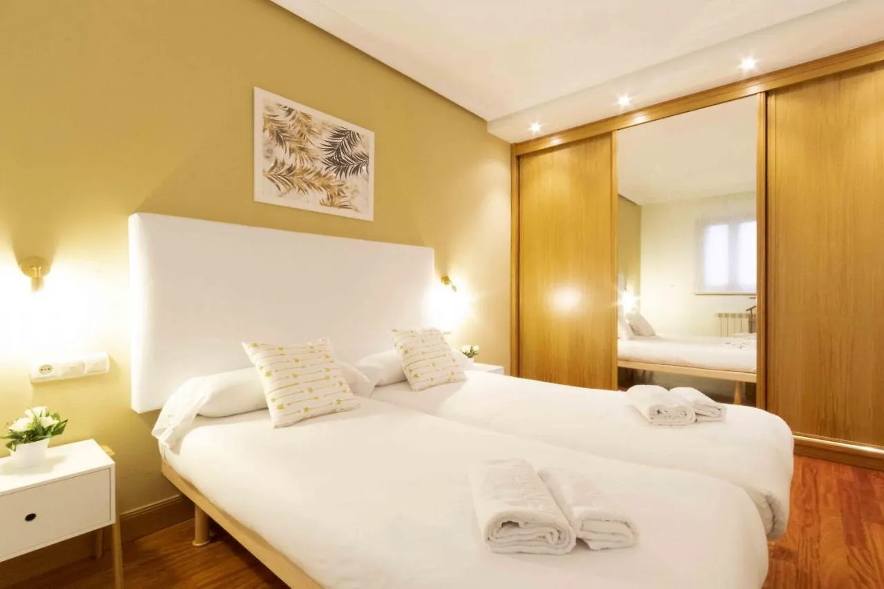 Apartment Aire De La Concha - The Rentals Collection San Sebastian