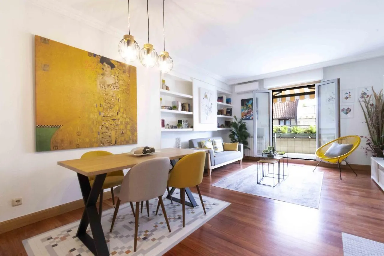 Aire De La Concha - The Rentals Collection San Sebastian Apartment